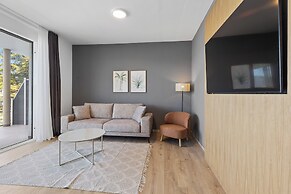 Maria Blick Lake View Apartments