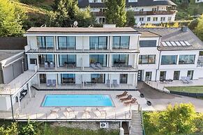 Maria Blick Lake View Apartments