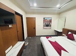 Hotel Sayari Inn