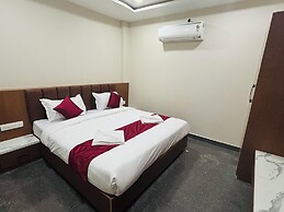 Hotel Sayari Inn