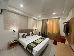 Yatharth Inn