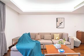 Tyms Premium 3BR 2BA Apt Walk to Metro