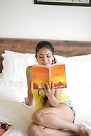Gardenia Kanthalloor by VOYE HOMES