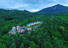 Gardenia Kanthalloor by VOYE HOMES