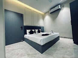 Hotel Balaji Inn, Ayodhya Bypass