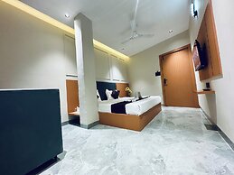 Hotel Balaji Inn, Ayodhya Bypass