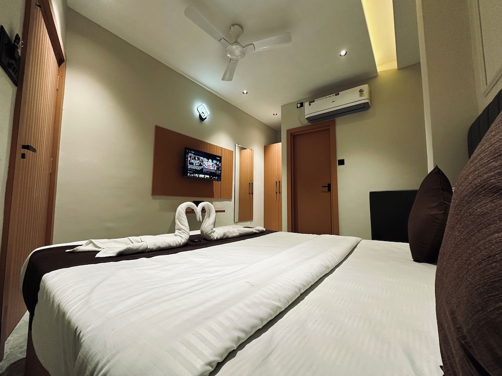 Hotel Balaji Inn, Ayodhya Bypass