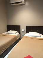 KL2F Empire Hotel  Empire