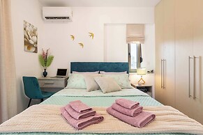 Artemis Sky Suite - Sea Escape With Mountain View