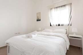Luxury APT Tower Spectacular Sea View