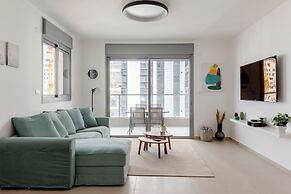 Luxury 3BR APT 33 Floor See View Tower