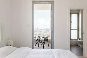 Luxury 3BR APT 33 Floor See View Tower