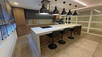 Oceana Suites Santa Rosa