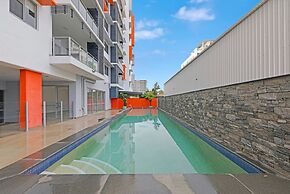 Zen Coastline Pool - Balcony Dining - Seaview