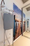 3 BR SeaFront APT Prestigious Tower