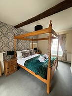 The George Inn