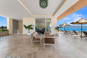 New Stylish 1 BR Condo - Ocean Views - Flex Room