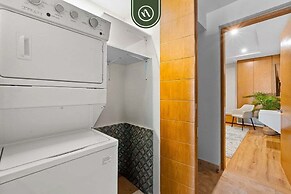 New Stylish 1 BR Condo - Ocean Views - Flex Room