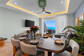 New Stylish 1 BR Condo - Ocean Views - Flex Room