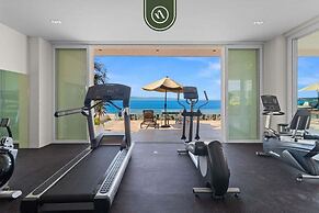 New Stylish 1 BR Condo - Ocean Views - Flex Room