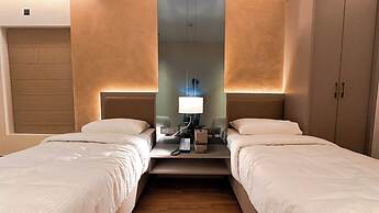 F HOTELS