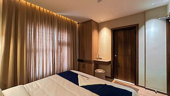 F HOTELS