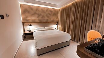 F HOTELS