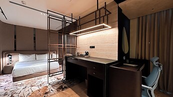 F HOTELS