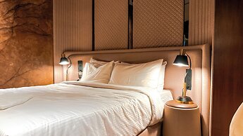 F HOTELS