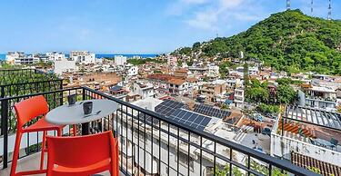 New 1 BR Condo - Rooftop Pool - Oceanview