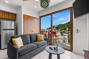 New 1 BR Condo - Rooftop Pool - Oceanview