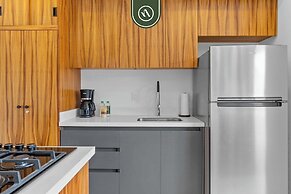 New 1 BR Condo - Rooftop Pool - Oceanview