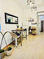 Basic Interior Apartment Sagrada Familia