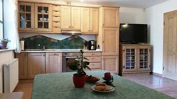 Apartmaji Pod macesnovo streho