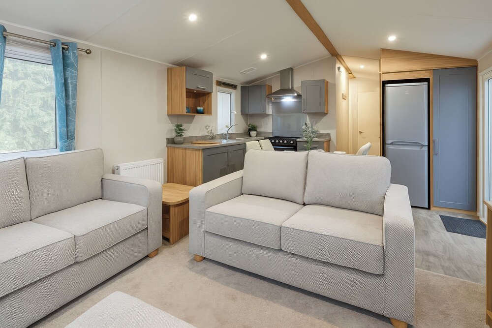 Marton Mere Holiday Village - Holiday Accommodation 17890