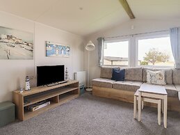 39 Greenlands, Littlesea Holiday Park
