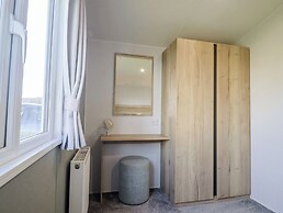 39 Greenlands, Littlesea Holiday Park