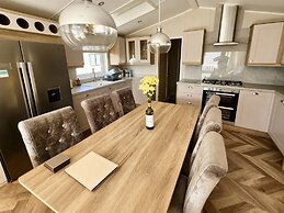 Ocean Edge Leisure Park - Holiday Accommodation 21286