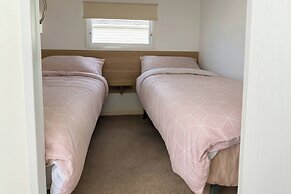Golden Gate Holiday Centre - Holiday Accommodation 19058