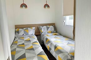 Golden Gate Holiday Centre - Holiday Accommodation 19058