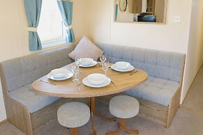 Marton Mere Holiday Village - 18682