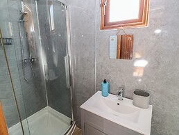 Sychnant Farm Retreat
