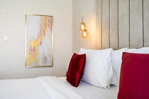 Lavish 3BR Besides Burj Khalifa and Fountain view