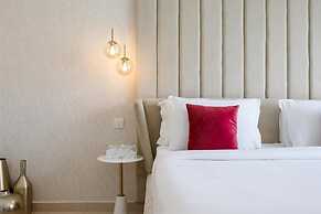 Lavish 3BR Besides Burj Khalifa and Fountain view