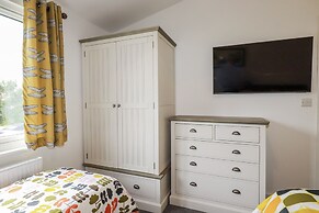 Minack Lodge