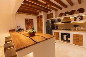 Casa Bali Castillo View Private Pool & R