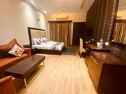 Hotel Amazone Residency DLF Phase 3
