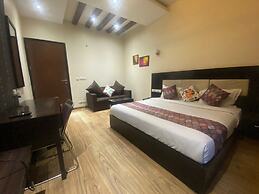 Hotel Amazone Residency DLF Phase 3