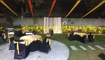 Hotel Amazone Residency DLF Phase 3