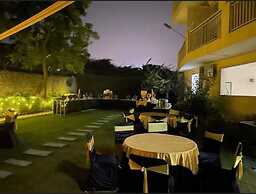 Hotel Amazone Residency DLF Phase 3